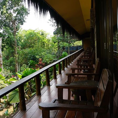 Samboja Lodge Balikpapan  Extérieur photo