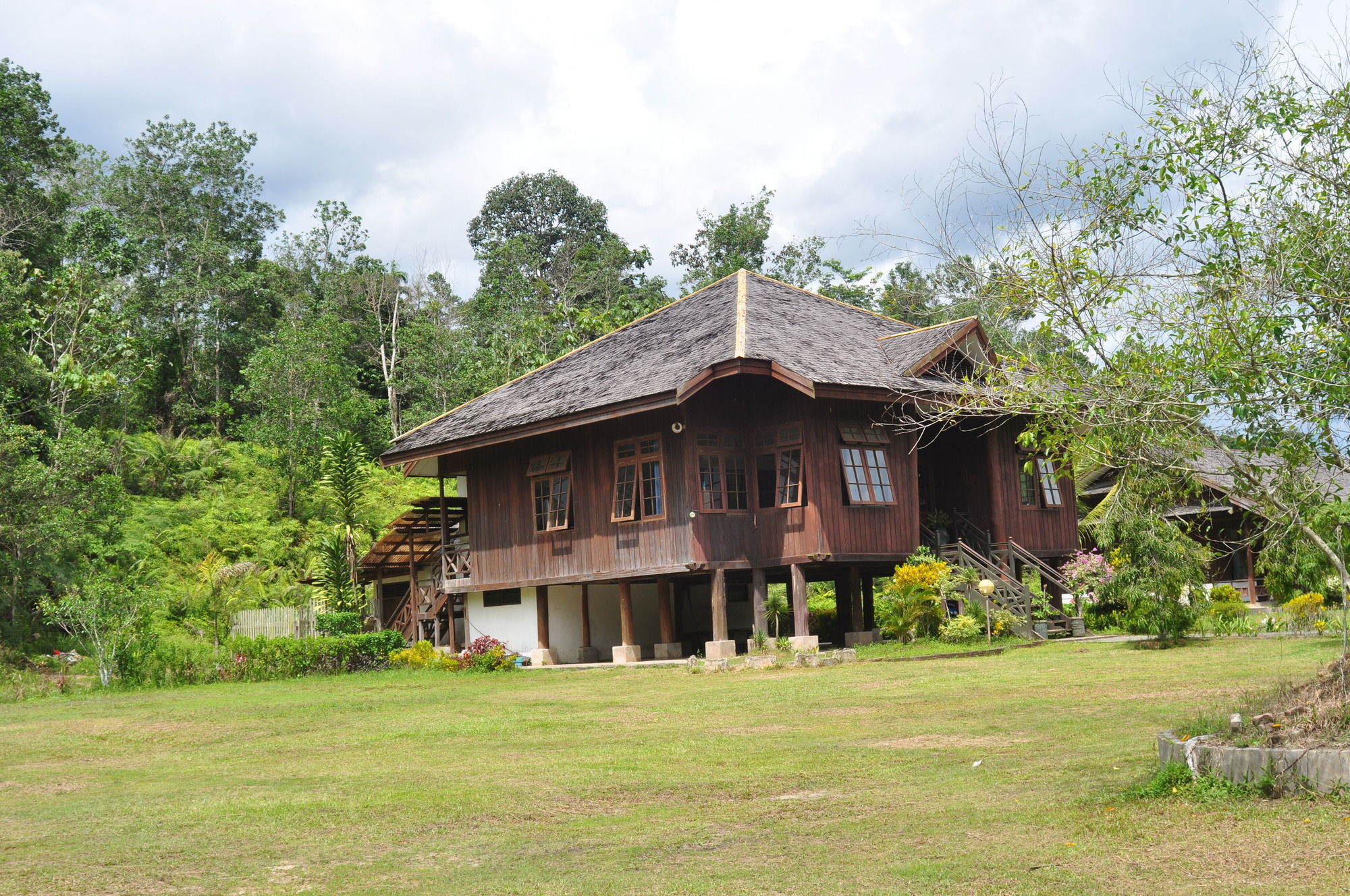 Samboja Lodge Balikpapan  Extérieur photo